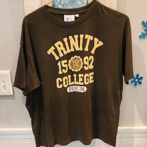 Trinity College 1592 Dublin Men's Sz XL Regular Fit Graphic T-Shirt